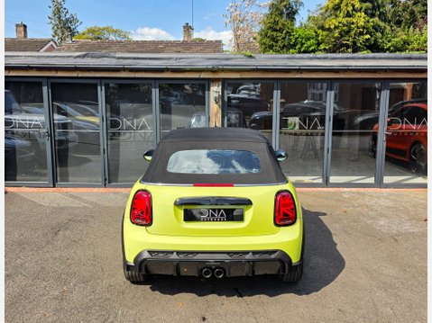 Mini Convertible 2.0 Cooper S Sport Auto 2dr 37