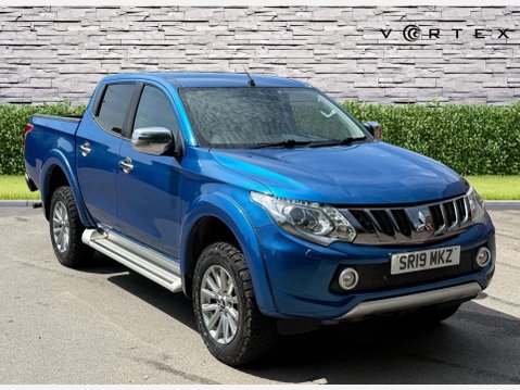 Mitsubishi L200 2.4 L200 Barbarian DI-D Auto 4WD 1