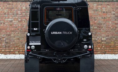 Land Rover Defender 90 Urban Truck 5