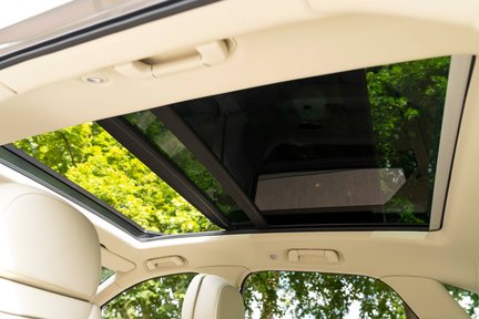 Bentley Bentayga V8 30