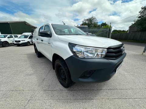 Toyota Hilux ACTIVE 4WD D-4D DCB 3