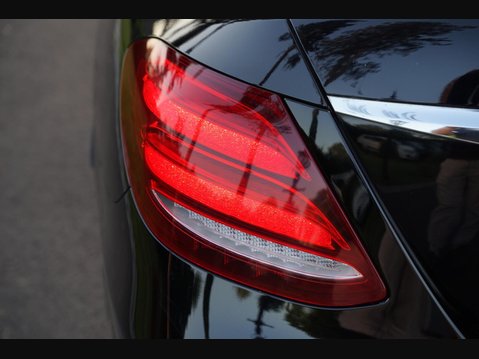 Mercedes-Benz E Class 2.0 E220d AMG Line G-Tronic+ Euro 6 (s/s) 4dr 29