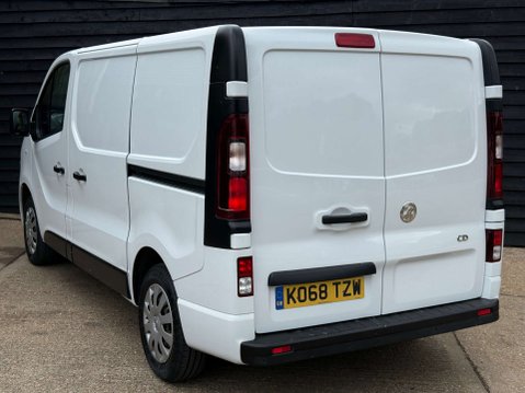 Vauxhall Vivaro 1.6 Vivaro 2700 Sportive CDTi 13