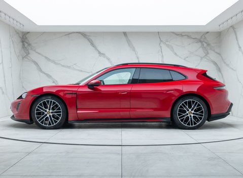Porsche Taycan 4S SPORT TURISMO 5