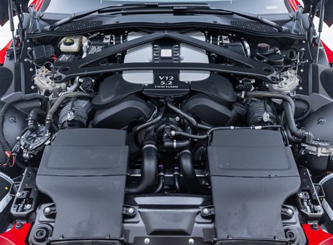 Aston Martin V12 Vantage 56