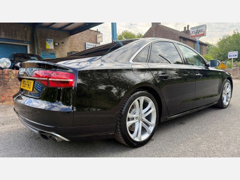Audi S8 4.0 S8 V8 TFSI Quattro Auto 4WD 4dr 17