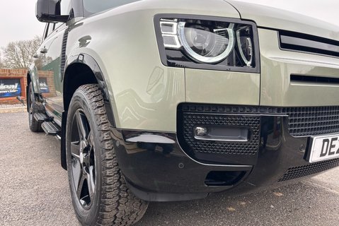 Land Rover Defender 110 D250 Hard Top SE MHEV - Deployable Towbar 9