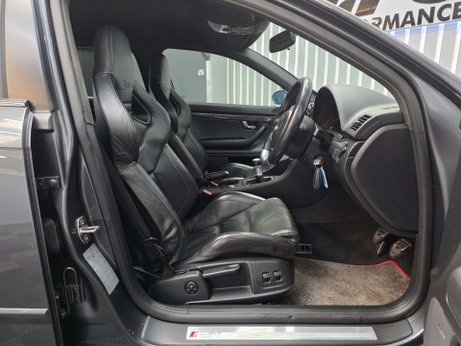 Audi RS4 4.2 Estate 5dr Petrol Manual quattro (326 g/km, 415 bhp) 47
