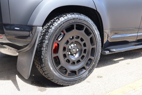 Land Rover Defender 110 2026 HARD TOP  D350 HSE MATT PPF Carbon PPF Bonet seeker styled rear seats 13
