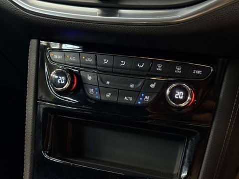 Vauxhall Astra 1.2 Astra Elite Nav Premium T 5dr 32