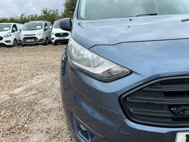 Ford Transit Connect SWB L1H1 Low Roof Limited 200 Alloys H/Seats Ply Sensors EURO 6 NO VAT 22