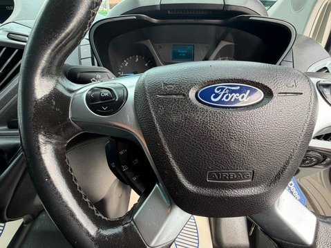 Ford Transit Custom 2.0 TDCi 270 Limited Panel Van 5dr Diesel Manual L1 H1 (157 g/km, 128 bhp) 26