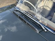 Mercedes-Benz SL Series 230 SL 38