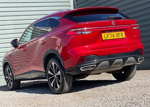 MG HS 1.5 T-GDI TROPHY 14