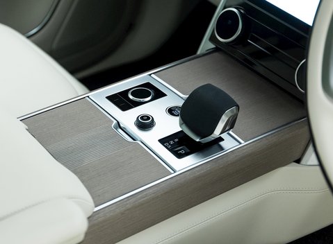 Land Rover Range Rover P510e First Edition 20