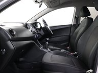 Hyundai i10 PREMIUM 40