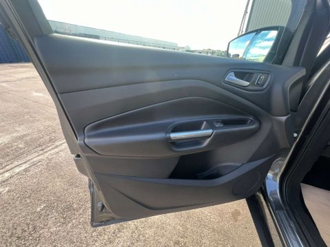 Ford Kuga 2.0 Kuga ST-Line TDCI 4x4 4WD 5dr *NATIONAL DELIVERY* 57