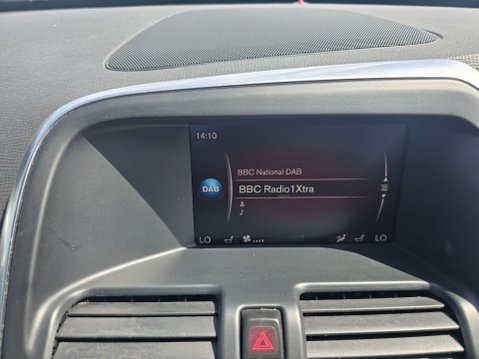 Volvo XC60 2.0 D4 R-Design Nav Auto Euro 6 (s/s) 5dr 21