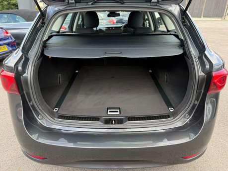 Toyota Avensis 1.6 D-4D Active Touring Sports Euro 6 (s/s) 5dr 24