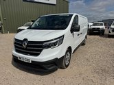 Renault Trafic LWB L2H1 [SOLD KH] Low roof Advance LL30 Aircon Sensors EURO 6 2
