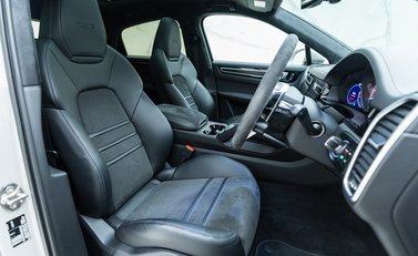 Porsche Cayenne GTS Coupe 9