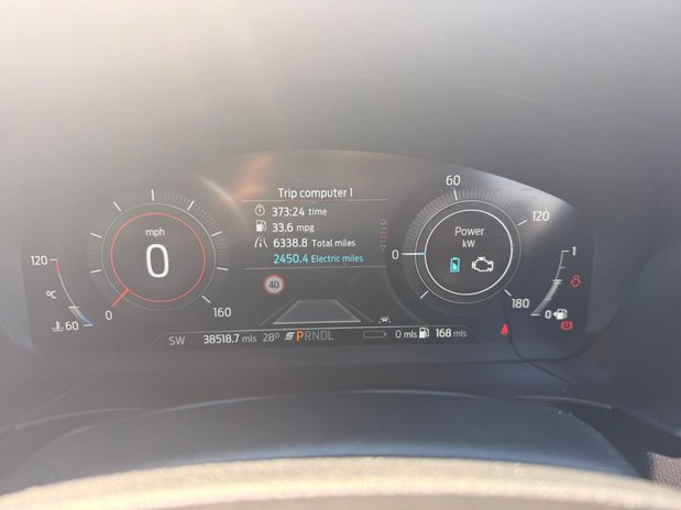 Ford Kuga ST-LINE FIRST EDITION 28