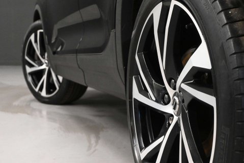Volvo XC40 1.5 XC40 R-Design Pro T5 Recharge Auto 5dr 29