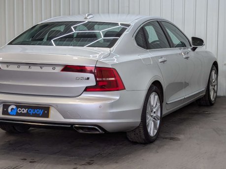 Volvo S90 2.0 S90 Inscription D5 PowerPulse AWD Auto 4WD 4dr 37