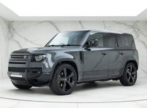 Land Rover Defender 110 V8 6