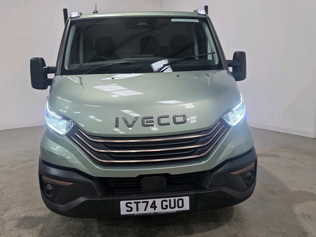 Iveco Daily Daily 2.3 35S16A8 Business Dropside 3750 WB Hi-Matic 7