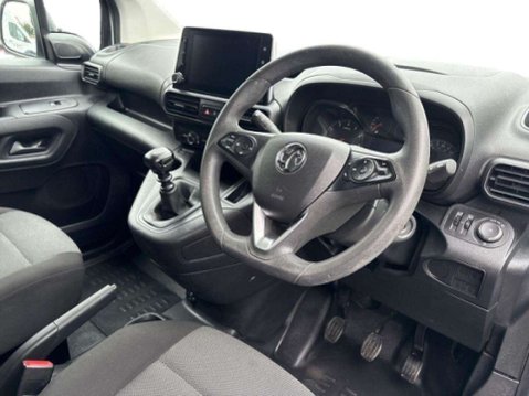 Vauxhall Combo 1.5 Turbo D 2300 Prime Panel Van 6dr Diesel Manual L2 H1 Euro 6 (s/s) (100 3
