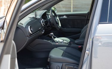 Audi RS3 Sportback Sport Edition 16