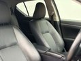 Lexus CT 1.8 CT 200h Luxury CVT 5dr 8