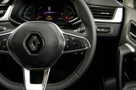 Renault Captur TECHNO E-TECH 19