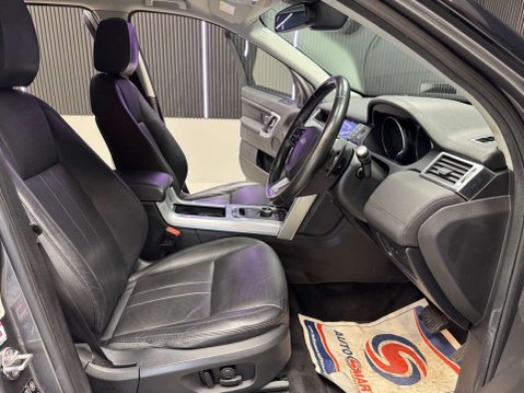Land Rover Discovery Sport 2.0 Discovery Sport Black HSE SD4 Auto 4WD 5dr 44