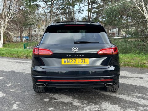 Volkswagen Touareg 3.0 TSI V6 Black Edition Tiptronic 4Motion Euro 6 (s/s) 5dr 12