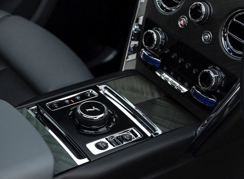 Rolls-Royce Cullinan 24