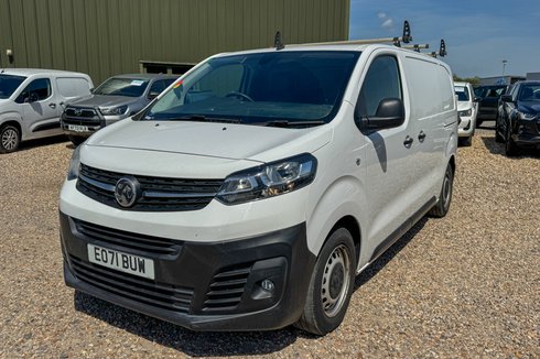 Vauxhall Vivaro SWB L1H1 Low Roof F2700 Dynamic Air Con Sensors EURO 6