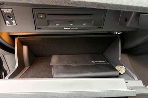 Skoda Superb SE L EXECUTIVE TDI - PANORAMIC SUNROOF  56