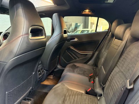 Mercedes-Benz GLA 2.1 GLA 220 D 4Matic AMG Line Premium+ Auto 4WD 5dr 53