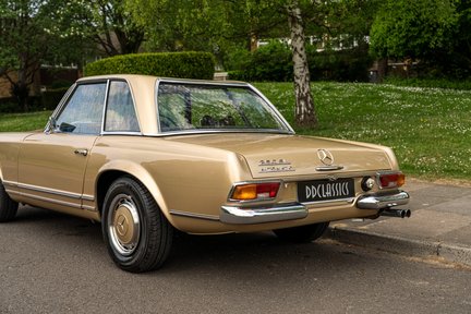 Mercedes-Benz SL 250 SL Pagoda RESTORED 11