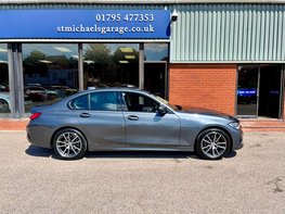 BMW 3 Series 2.0 320i Sport Auto 4dr 10