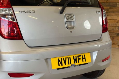 Hyundai i10 1.2 Classic Hatchback 5dr Petrol Manual Euro 5 (85 bhp) 70