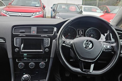 Volkswagen Golf GT TSI 150 BHP BLUEMOTION TECHNOLOGY LOOK! 1 PREVIOUS KEEPER! 9 SERVICES! 13