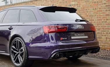 Audi RS6 Avant 8