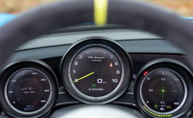 Porsche 918 Spyder 18