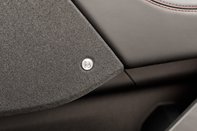 Ford Mustang Mach-E BASE 18