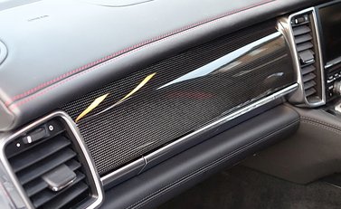 Porsche Panamera GTS 6