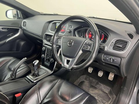 Volvo V40 2.0 T2 R-Design Pro Euro 6 (s/s) 5dr 6