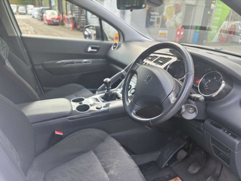 Peugeot 3008 1.6 HDi Envy SUV 5dr Diesel Manual Euro 5 (112 ps) 8
